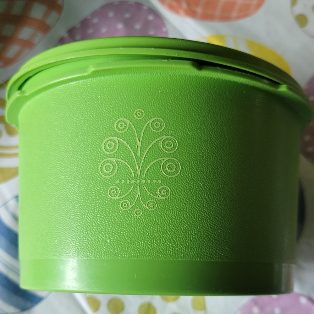 VINTAGE TUPPERWARE BUNDLE - Picture 9 of 16